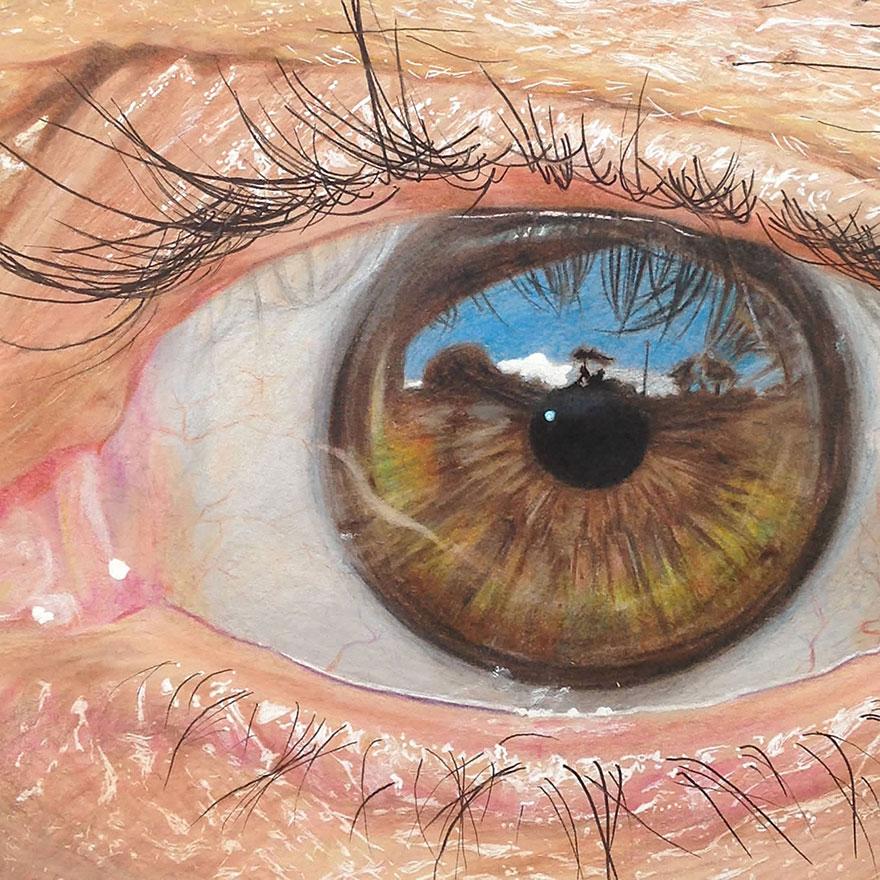 Les Yeux Réalisés Juste en Crayons