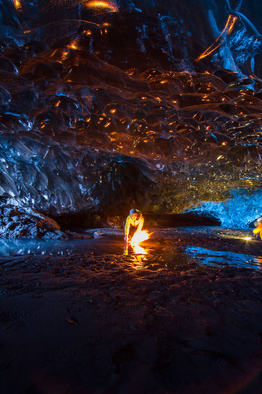 Grottes de Glace en Islande -un royaume fantastique de glace bleue !