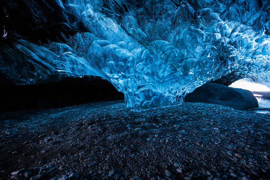 Grottes de Glace en Islande -un royaume fantastique de glace bleue !