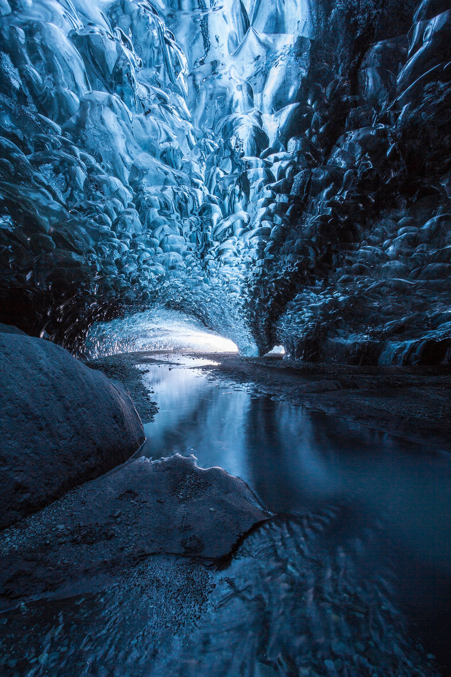Grottes de Glace en Islande -un royaume fantastique de glace bleue !
