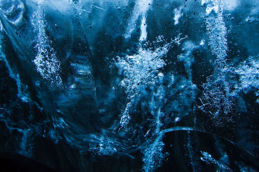 Grottes de Glace en Islande -un royaume fantastique de glace bleue !