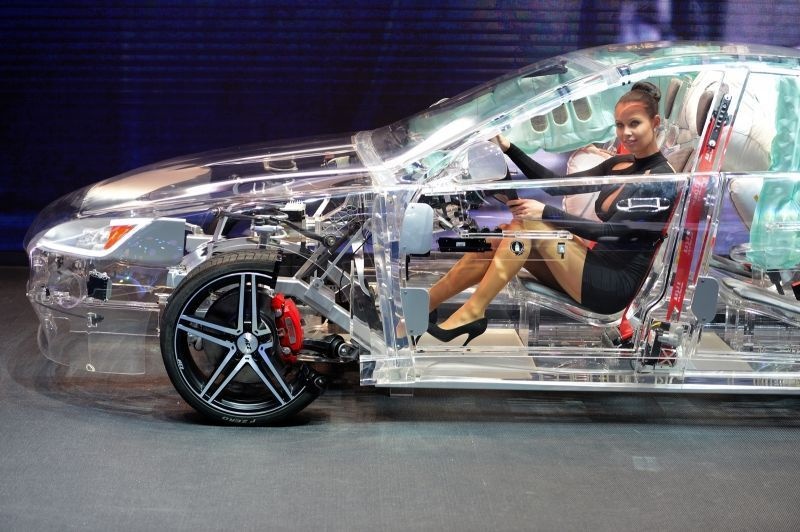 La voiture transparent c'est invisible