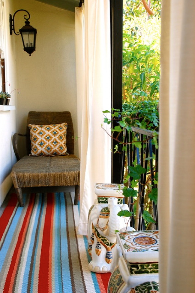 1180055-650-petit balcon