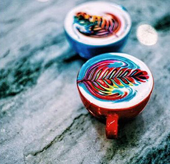 Illustration : Barista Crée Colorful Latte Art