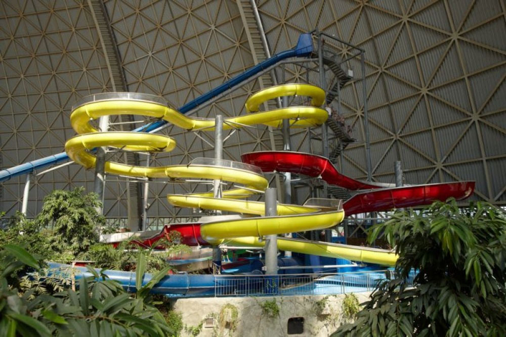 16581360-R3L8T8D-1000-tropical-islands-resort-germany-4