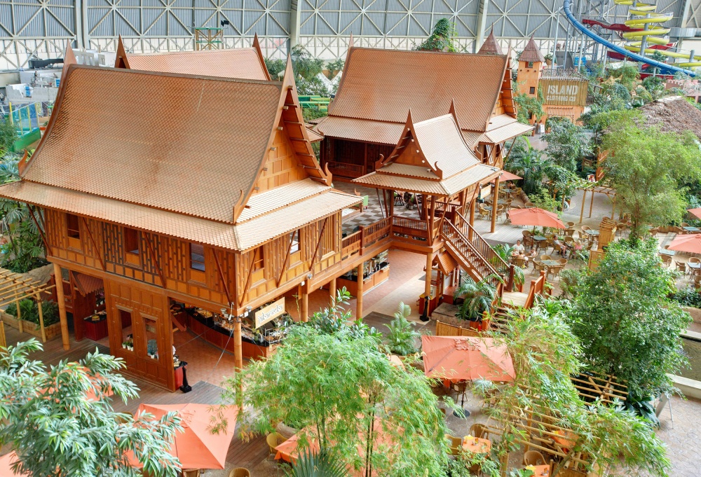 16585960-R3L8T8D-1000-TI_THAIHOUSE3_RGB