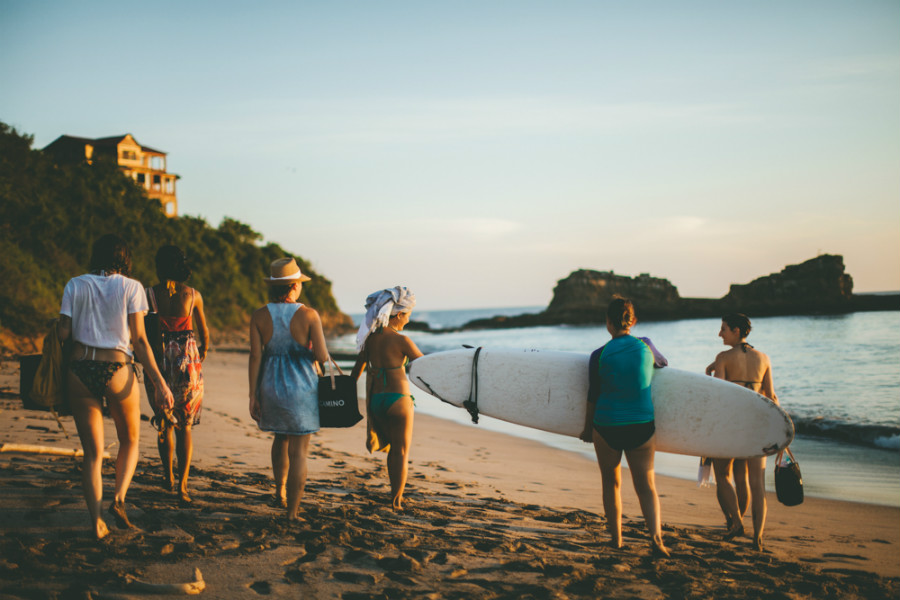 20.Popoyo-sunset-Nicaragua-El-Camino