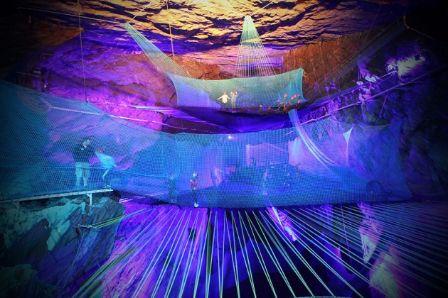 Attraktsion-Bounce-Below_1451907502-630x420