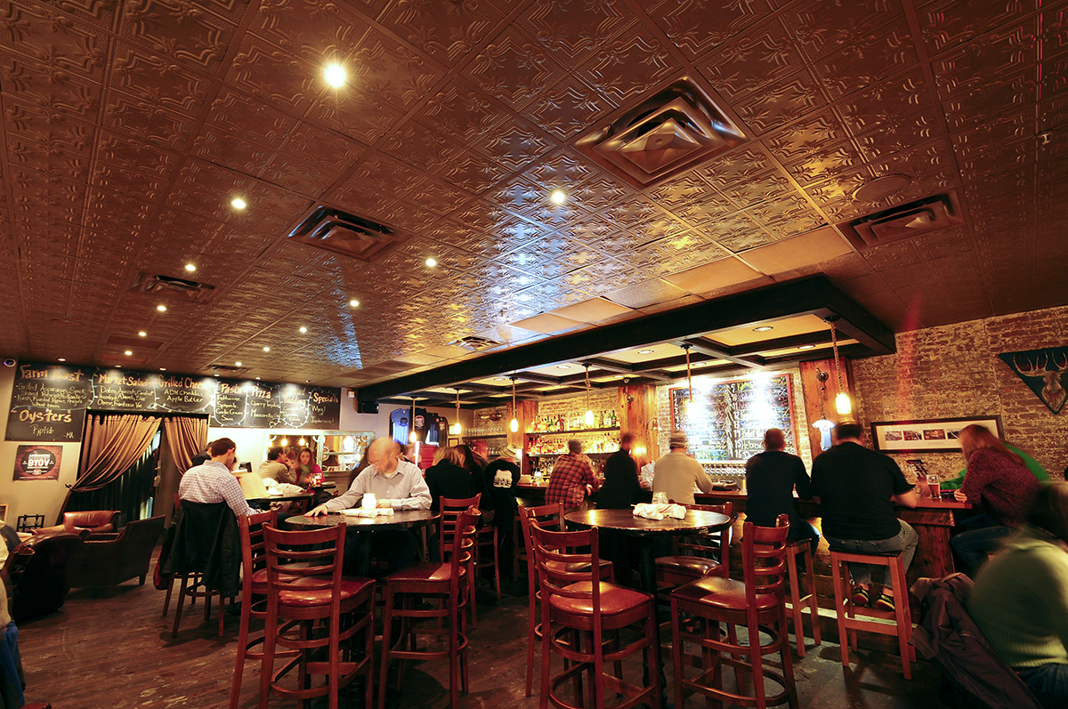 TAPROOM-811