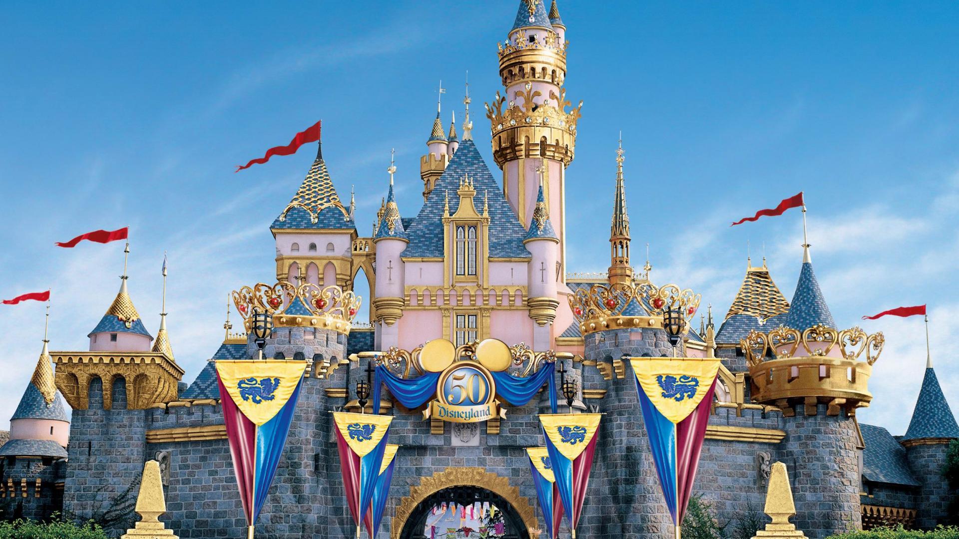 Delights-of-Hong-Kong-Macau-Shenzhen1